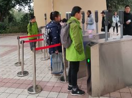 成都学校门禁