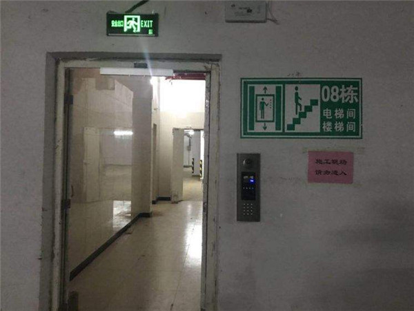 成都地下停车场内门禁